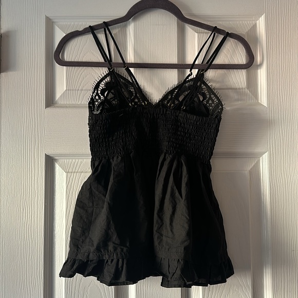 Black lace tank - Picture 2 of 2